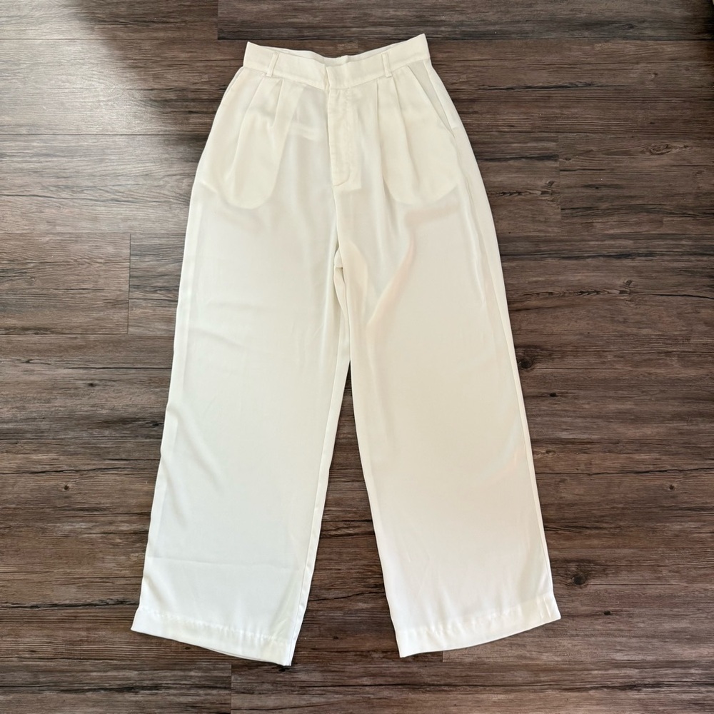 Emory Park Silky White Tailored Trousers